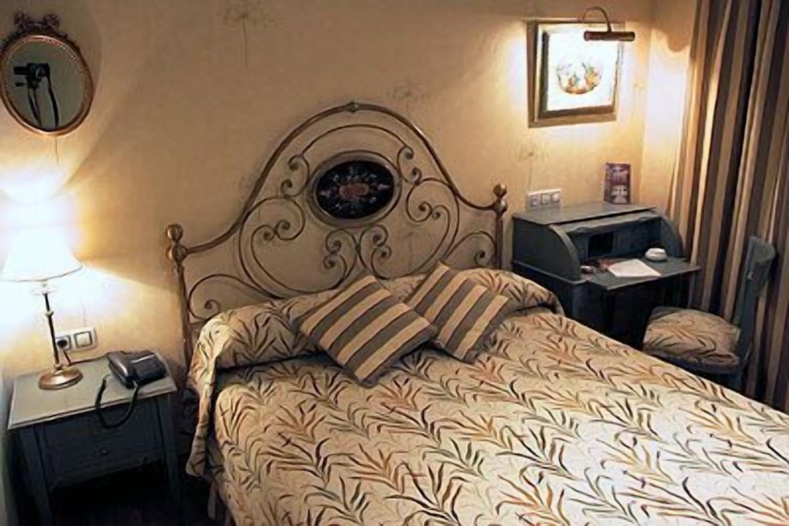 Hotel Santiago 베나벤테 외부 사진